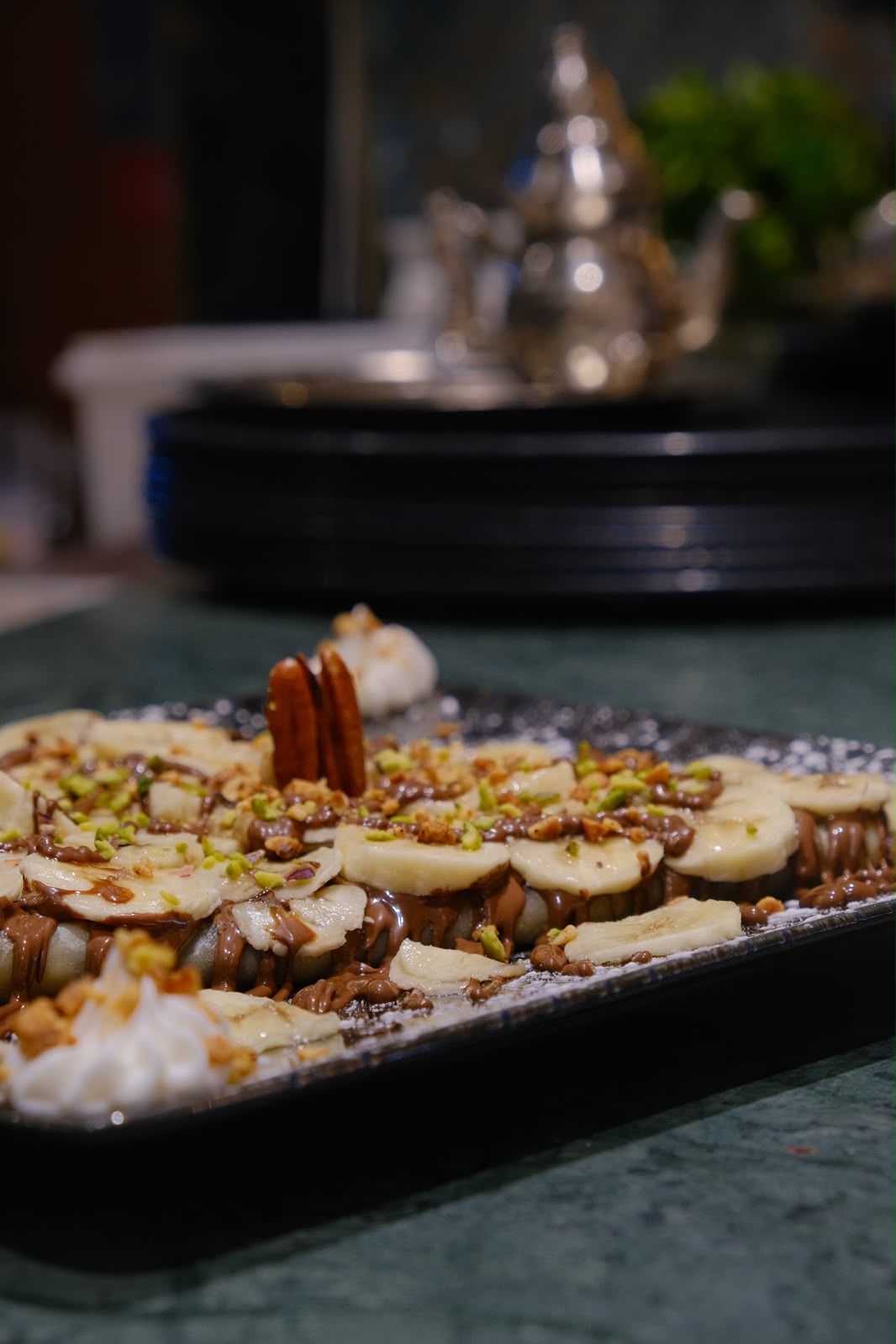 Dessert banane, chocolat et pistaches