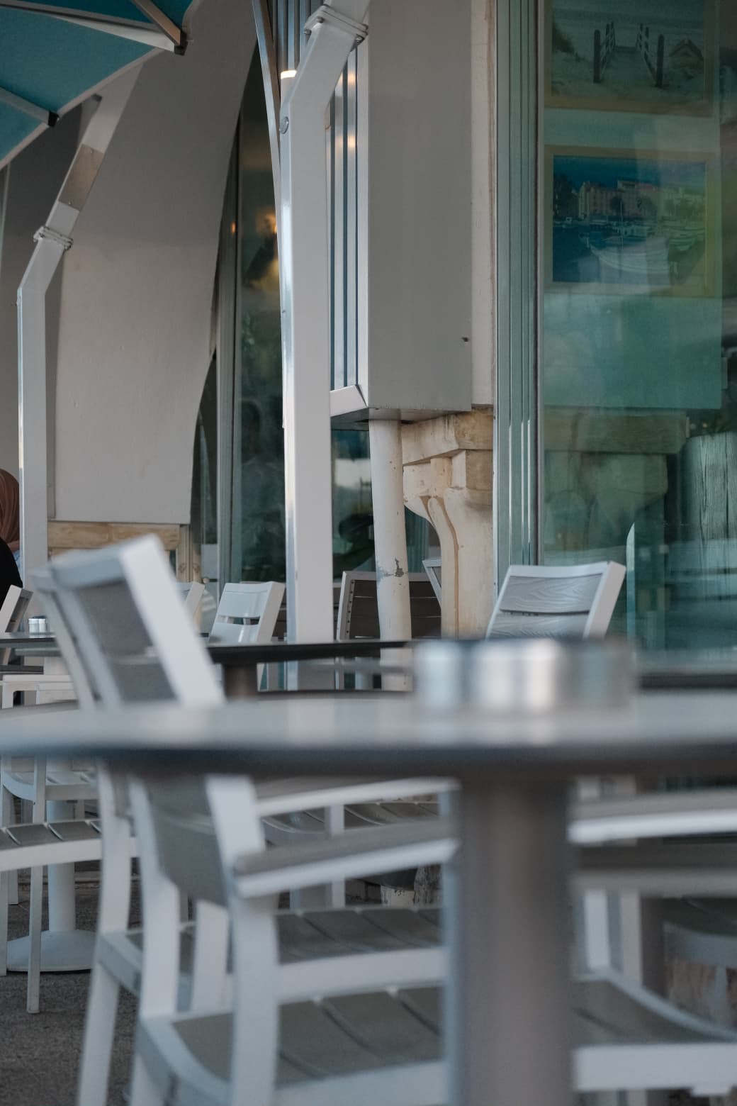 Terrasse de Café Fairouz au matin, La Marsa