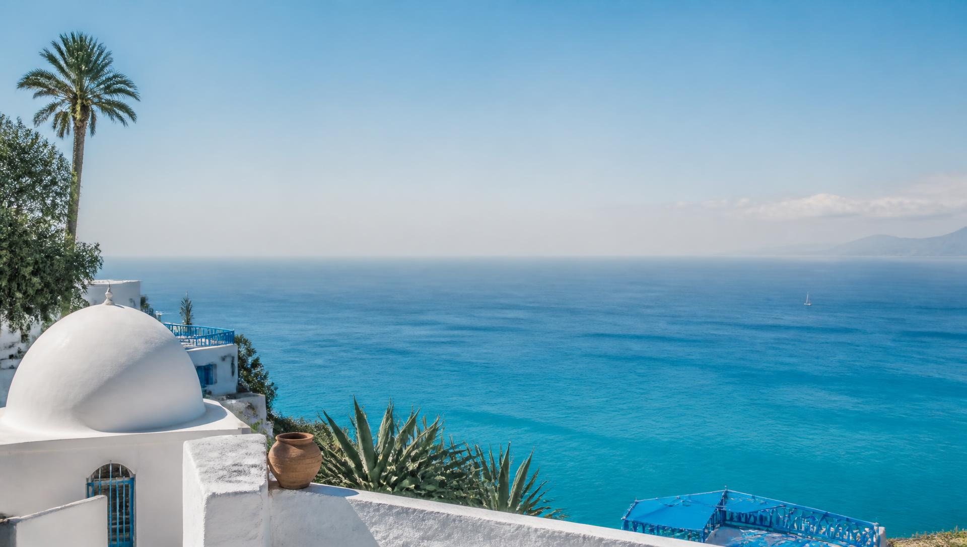 La Méditerranée depuis la corniche de La Marsa